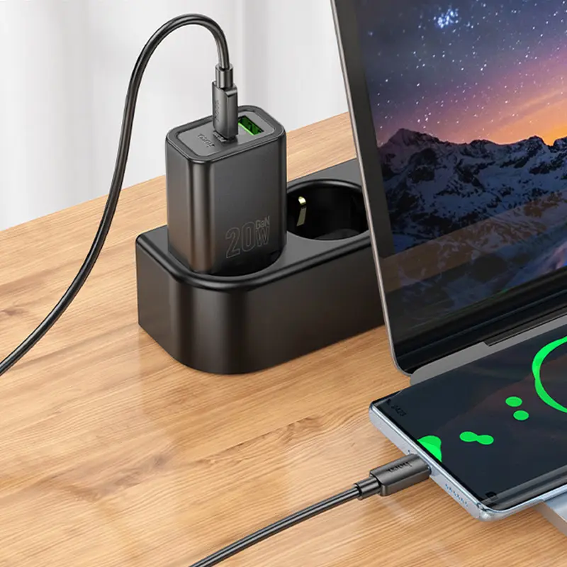 Сharger Hoco N61 Gentle PD20W+QC3.0 (1USB-A/1C), Black 2