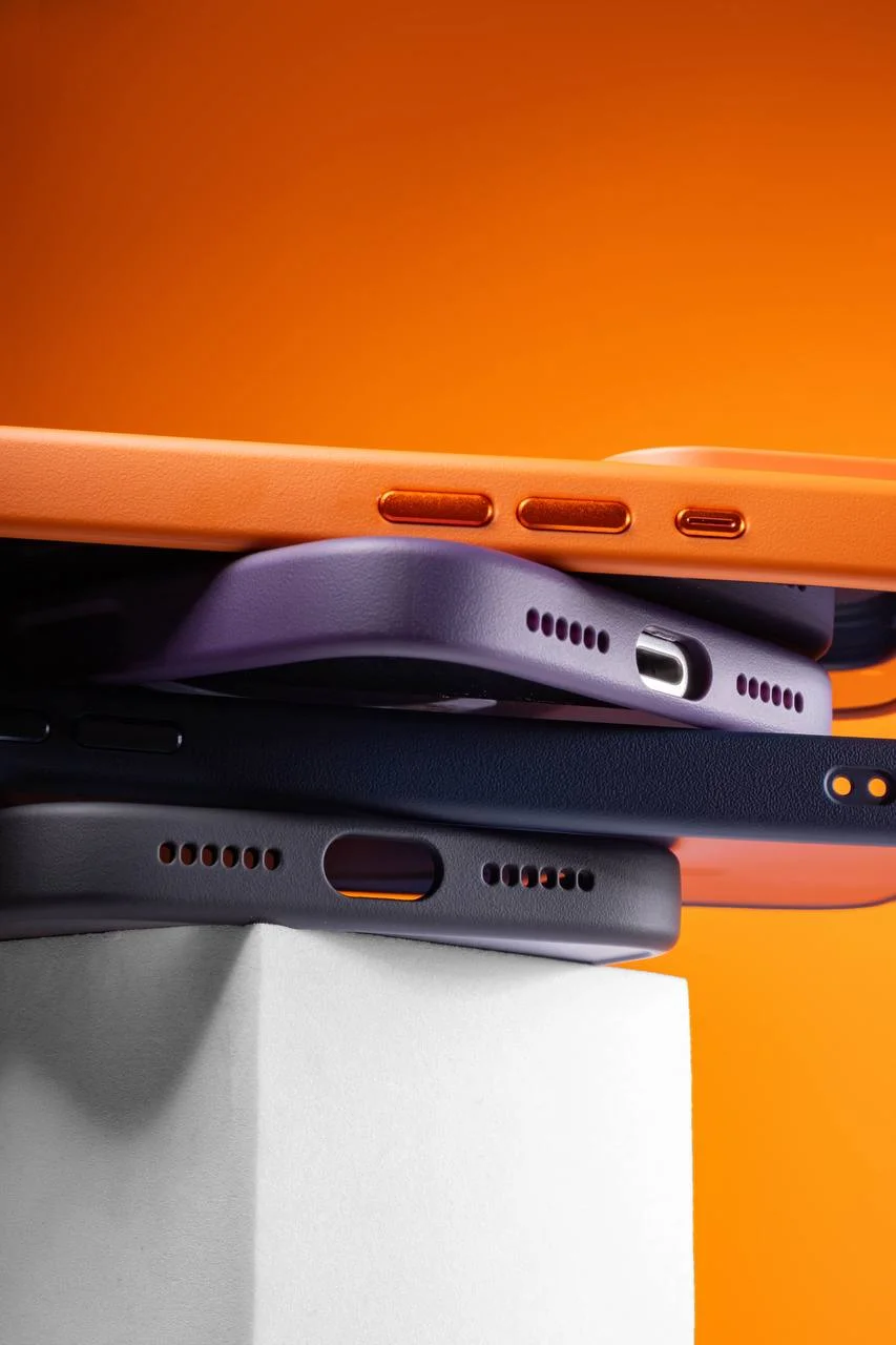 Чохол Colorful Metal Buttons MagSafe для Apple iPhone 15 (6.1"), TPU+PC, купити опцію доставки