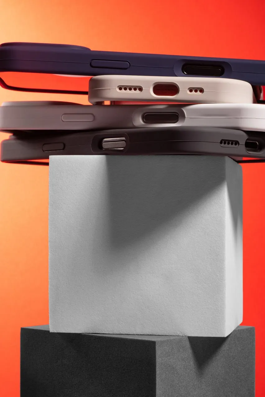 Чохол Silk Full Protective (AA) NO LOGO with Magnetic Fit для Apple iPhone 16 Pro (6.3"), Силікон, купити опцію доставки