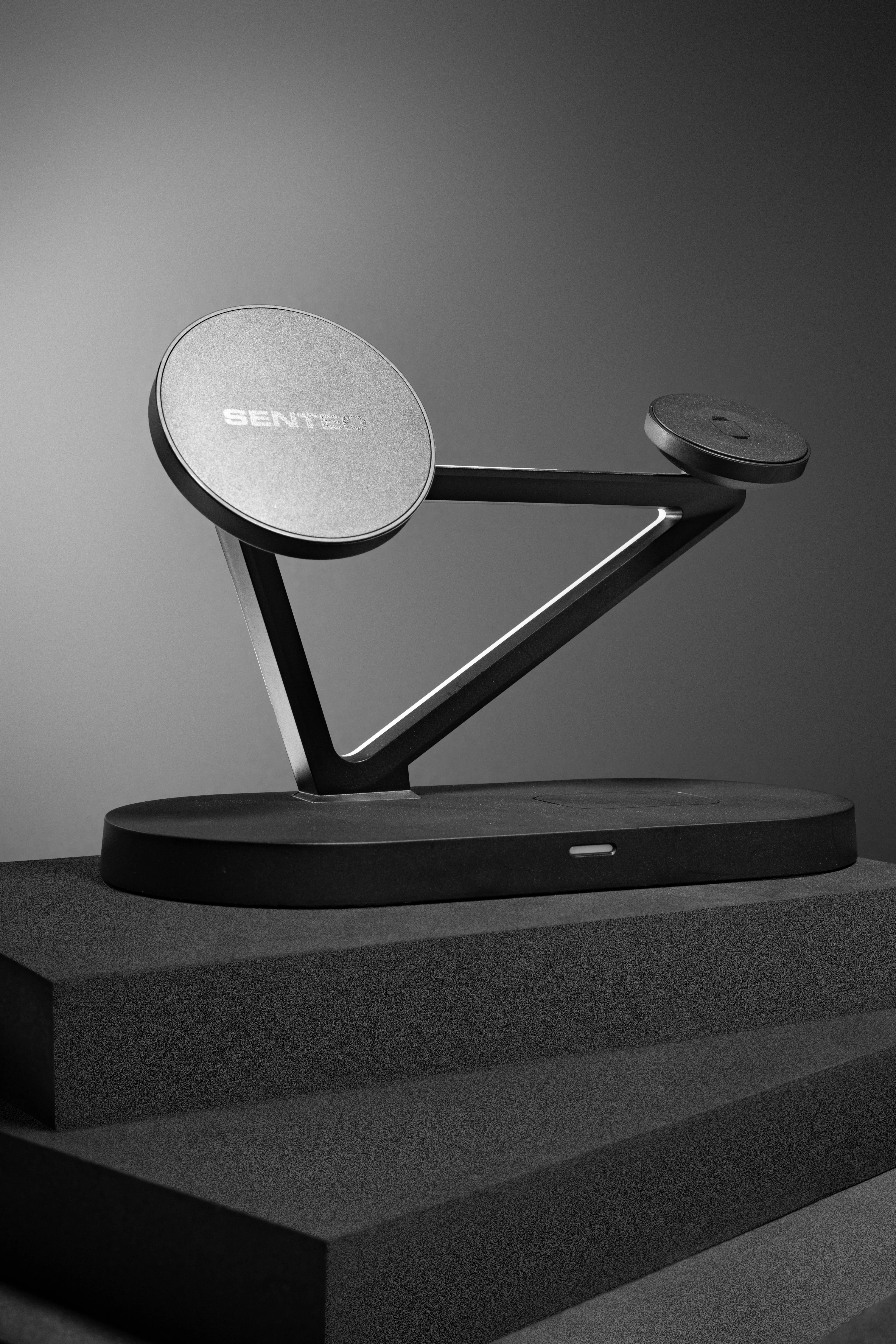 БЗУ Senteo D1 NAVI STAND 5 in 1 45W, купить оптом с доставкой